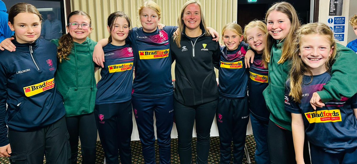 OBWCC's tweet image. OBWCC youth awards evening was a huge success - thanks again to Western Storm captain Sophie Luff @LuffSophie for handing out the awards - here she is pictured with our county pathway girls