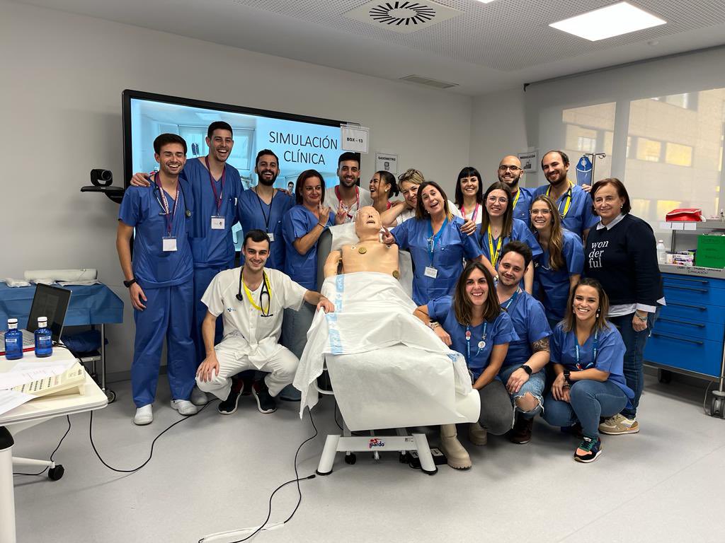 Angel Hernandez (@angelhdez13) on Twitter photo Estamos de vuelta! Nuevos escenarios de cuidados críticos cardiovasculares mediante simulación clínica en <a href="/scardiosal/">S. Cardio. Salamanca</a>
Espectacular respuesta de residentes y enfermería/TCAEs de la UCIC. Gracias a todos! <a href="/miguelhh94/">Miguel Hernández Hidalgo</a> <a href="/Miryamgcebrian/">Miryam</a> <a href="/AgudosSEC/">Asociación CI y Cuidados Agudos Cardiovasculares</a> <a href="/RCPSEC/">RCP Sociedad Española Cardiologia</a> Estamos de vuelta! Nuevos escenarios de cuidados críticos cardiovasculares mediante simulación clínica en <a href="/scardiosal/">S. Cardio. Salamanca</a>
Espectacular respuesta de residentes y enfermería/TCAEs de la UCIC. Gracias a todos! <a href="/miguelhh94/">Miguel Hernández Hidalgo</a> <a href="/Miryamgcebrian/">Miryam</a> <a href="/AgudosSEC/">Asociación CI y Cuidados Agudos Cardiovasculares</a> <a href="/RCPSEC/">RCP Sociedad Española Cardiologia</a>