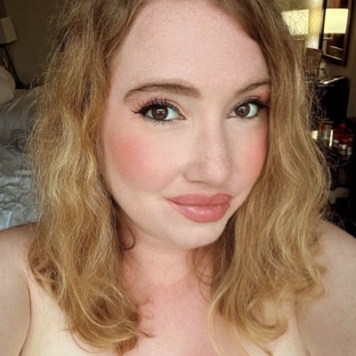 #NewProfilePic https://t.co/xagzuKabtX<a href="/tag/newprofilepic"class="tags">#NewProfilePic</a>