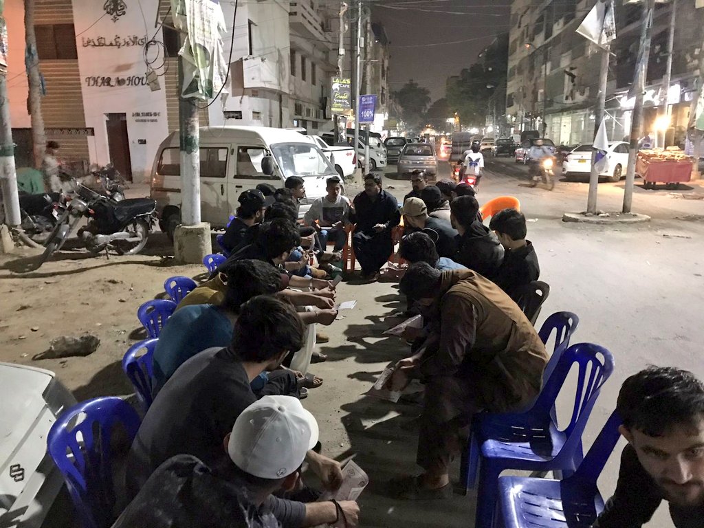AdilKhanMQMP's tweet photo. مورخہ 22 نومبر بروز بدھ *UC-22A (سرکل 7)* گلشن اقبال بلاک 13B یوسی آرگنائزر سجاد سعید بھائ سابقہ نامزد امیدوار برائے چیئرمین حلقہ UC-2 اشرف بھائی نے نوجوانوں سے ملاقات کی نیز گلشن اقبال میں ہونے والے جلسے کے حوالے سے دعوت دی
گلشن اقبال ٹاؤن
@MQMPKOfficial https://t.co/tUZdWMSHiu