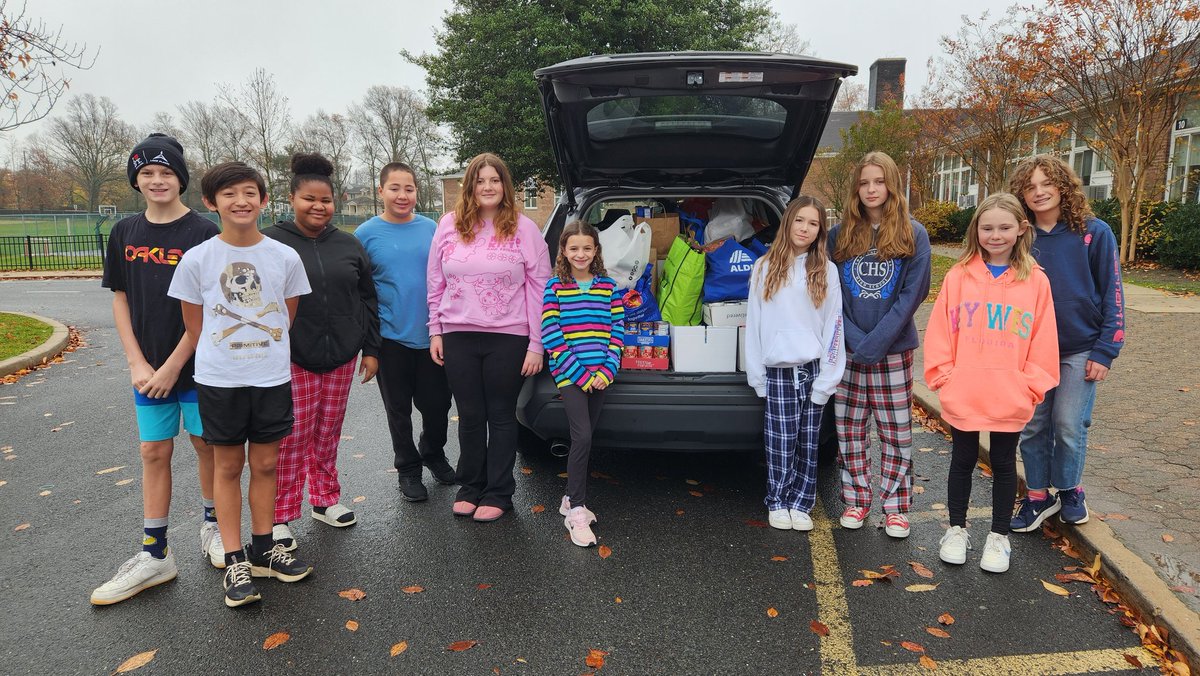 Quackenbushmath's tweet photo. Deal School, you did an awesome job! With only collecting for one week, we donated 835 pounds of food to @FulfillNJ. That's 696 meals, so many full bellies this holiday season! Great job StuCo collecting food every day &amp; loading my car to the max! HAPPY THANKSGIVING! @dealschool https://t.co/mcn1EUR1CJ
