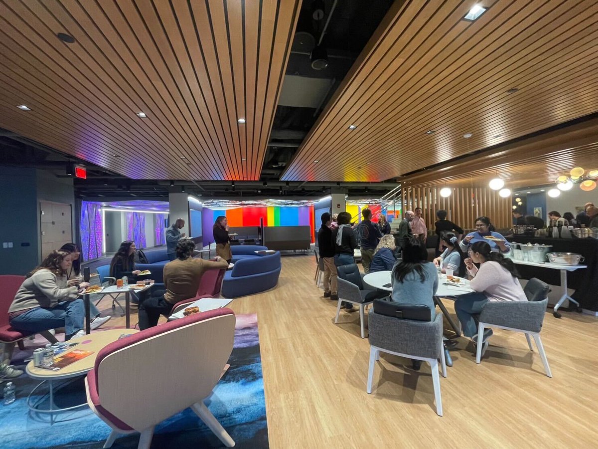 Yale Neuroscience (@yaleneuro) on Twitter photo Many of our <a href="/YaleNeuro/">Yale Neuroscience</a> labs are moving to a new space at 100 College Street! 🥳🎉 Faculty, researchers, and students in the department celebrated last Friday in the beautiful new common areas, with a view! 📸 ⬇️ Many of our <a href="/YaleNeuro/">Yale Neuroscience</a> labs are moving to a new space at 100 College Street! 🥳🎉 Faculty, researchers, and students in the department celebrated last Friday in the beautiful new common areas, with a view! 📸 ⬇️