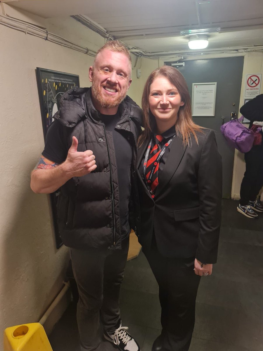 Granite Elite had the pleasure of providing our services to the renowned Tivoli Theatre for a truly memorable event—the latest tour show of the hilariously talented comedian, Paul Smith. 

Full article here - loom.ly/nkFscWU

#PaulSmith #TivoliTheatre #SecurityAberdeen