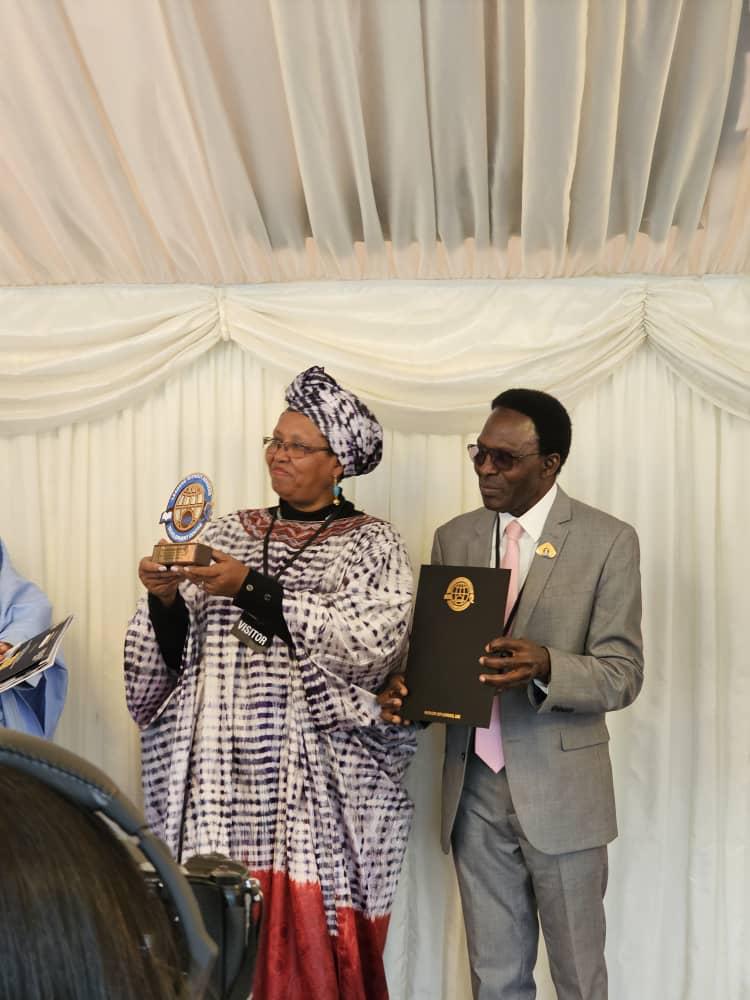 keefamugisha256's tweet photo. Congratulations our boss Rt.Hon Dr. Grace kabayo secretary General PAWO for the LWB award winning your win is our win as PAWO family and Africa at large. @PAWOKYUCHAPTER @Pawowomen @KagutaMuseveni @AUYouthProgram
#leadersWithoutBorders https://t.co/G7KIr4TMnq