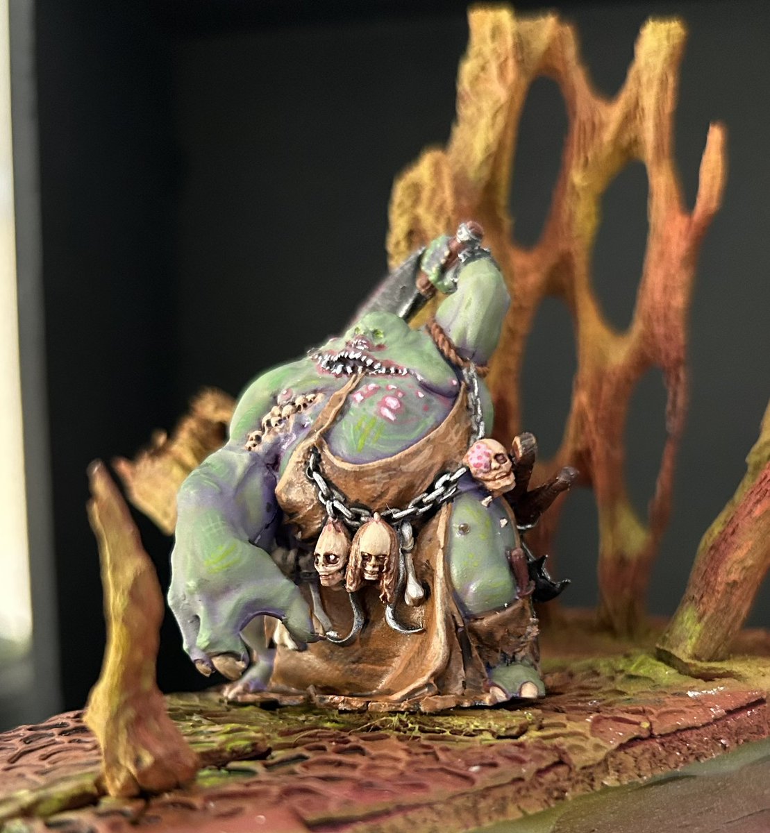 Eden72Book's tweet photo. First project with my new airbrush (base and mini) Butcher of ruin by creature casters. #miniaturepainting @wepaintmini @CreatureCaster #miniatures https://t.co/aGfYsTjO2n