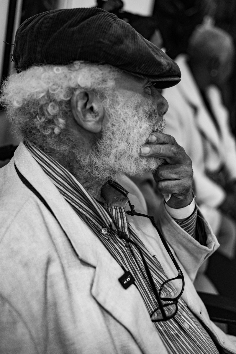 Happy birthday today to Charlie Phillips aka Smokey Joe’s,  iconic photographer and archivist.

Presently showing ‘50 years of African Caribbean Funeral in London 5 Oct to 17 Dec 2023  at The British Centre for Photography . 

britishphotography.org/exhibitions/60…
#charliephillips