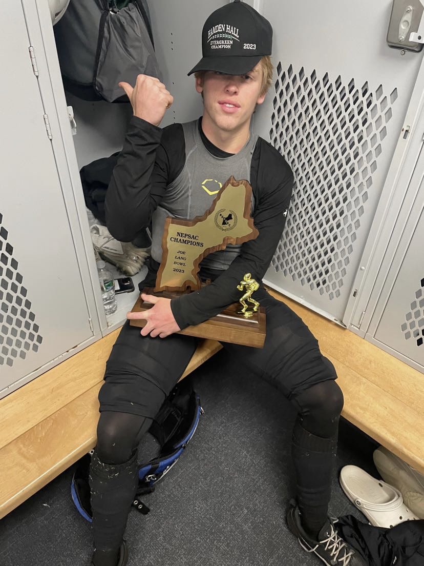 Final season stats:
2055 Passing Yards
401 Rushing yards 
28 Passing TDs
6 Rushing TDs
34 Total TDs
122.1 QBR