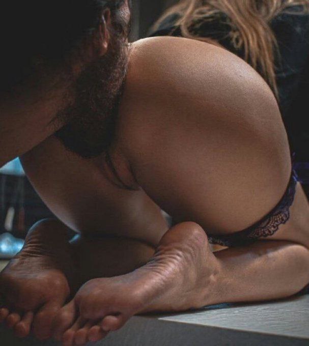 مين موجود يلحسلي 😋😋