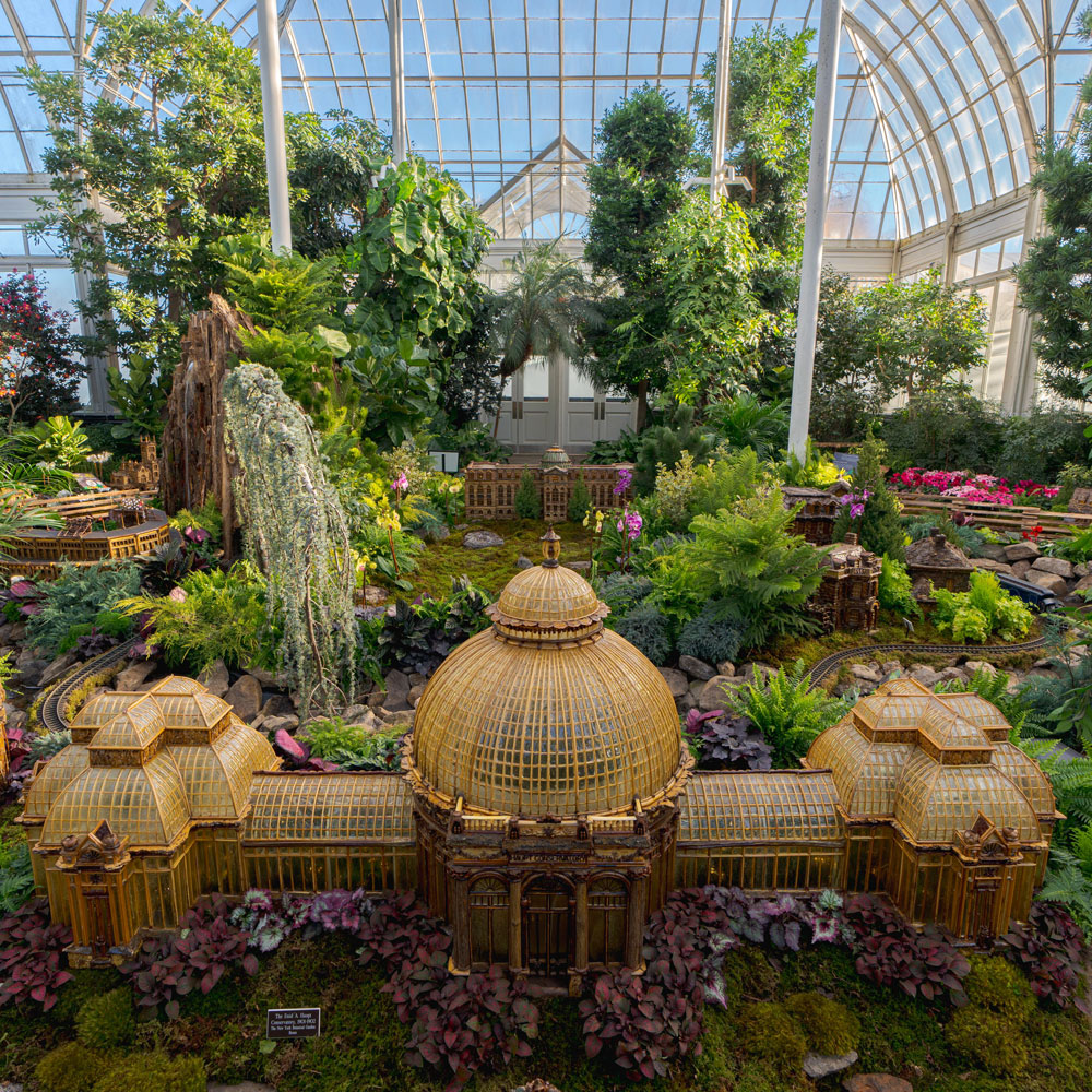 NYBG's tweet photo. The Garden is closed this Thursday, Nov. 23—but we'll be open again on Friday and all throughout the weekend! 🦃
 
From all of us at NYBG, we wish you and yours a wonderful holiday, and we'll see you here at the Holiday Train Show as we ready for the beauty of winter to come. ❄️ https://t.co/UmridsPtgg