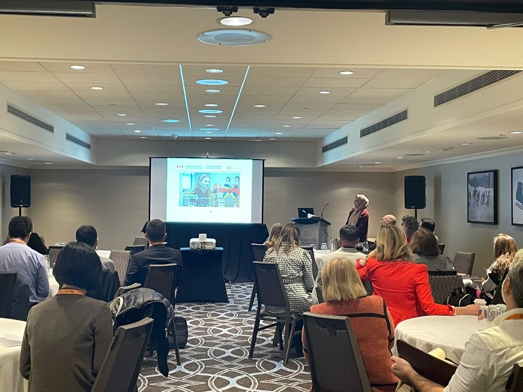 wesleynonprofit's tweet photo. That's a warp! Thank you to our incredible team for amplifying the resiliency of newcomers at the Pathways to Prosperity 2023 National Conference. To learn more visit: https://t.co/8o78d1Irrh #p2pconference #wearewesley https://t.co/rzz6qqFiPK