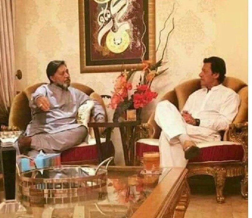 ShamaJunejo's tweet photo. اپنے ٹویٹ میں اس تصویر کی بات کی تھی۔ https://t.co/iBJNcdWbHG