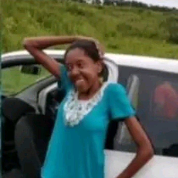 isso do iPhone não abaixar e nem aumentar volume no WhatsApp está indo de arrasta pra cima hein…