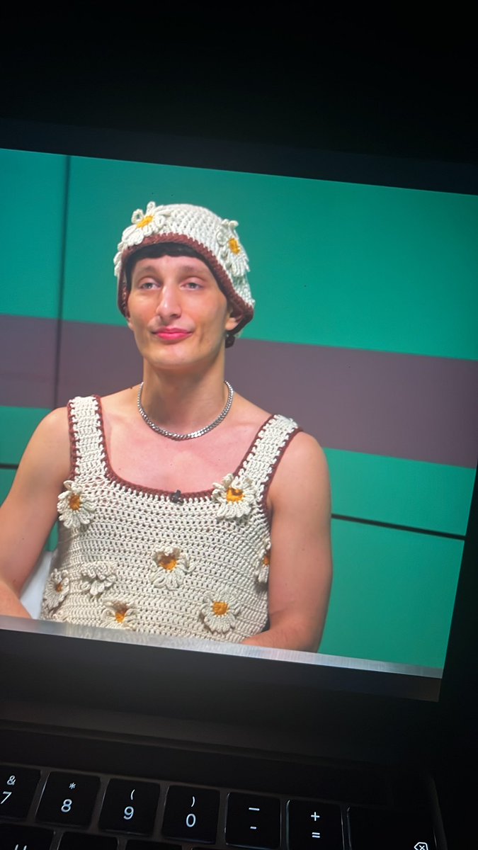 They said I could be anything, so I became my nan’s teapot. 

#SquidGame