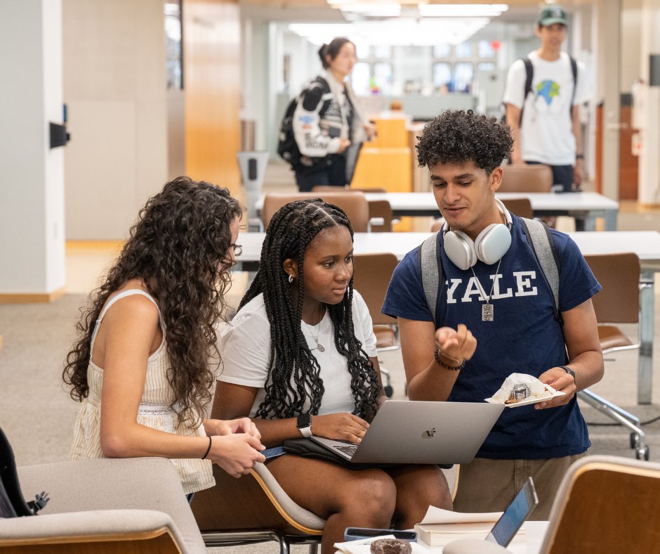 .<a href="/Newsweek/">Newsweek</a> featured the <a href="/PoorvuCenter/">Yale Poorvu Center</a> for the range of courses offered through Yale Online. We're proud to be among the top 10 universities &amp; the top Ivy offering online undergraduate &amp; graduate programs.

➡️ newsweek.com/how-get-ivy-le…