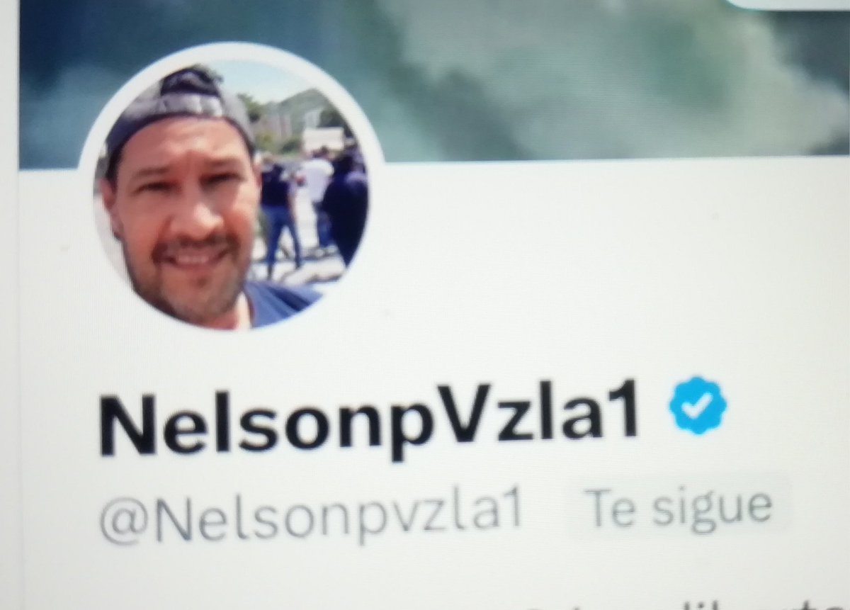 Detenido ilegalmente por la policia politica de la dictadura el tuitero NELSON PIÑERO  <a href="/Nelsonpvzla1/">NelsonpVzla1</a>   #LiberenANelson.  HOY POR EL , MAÑANA POR CUALQUIERA DE NOSOTROS.
