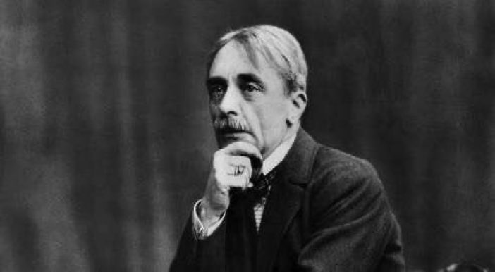coherence_e's tweet photo. « Le nombre de nos ennemis croît en proportion de l'accroissement de notre importance. Il en est de même du nombre de nos amis. »
Paul Valéry https://t.co/VVPdhUBjue