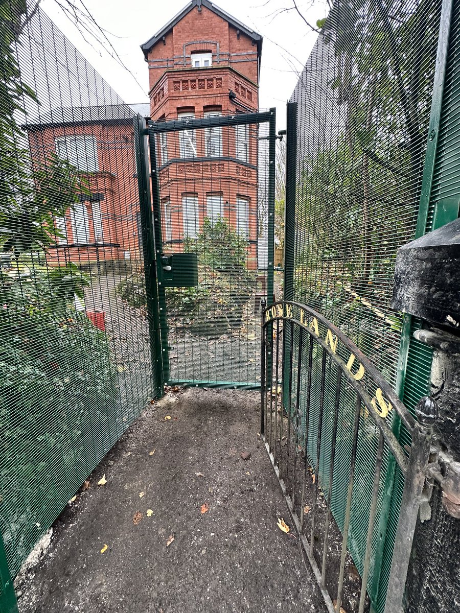 Security Fencing Supplied & Installed Anti terror & Security #securityfencing #schoolfencing #collegefencing #localauthority #fenceways #manchester #london #stockport #cheshire #chester Nationwide service available for Security fencing 0161 241 8739 Fenceways