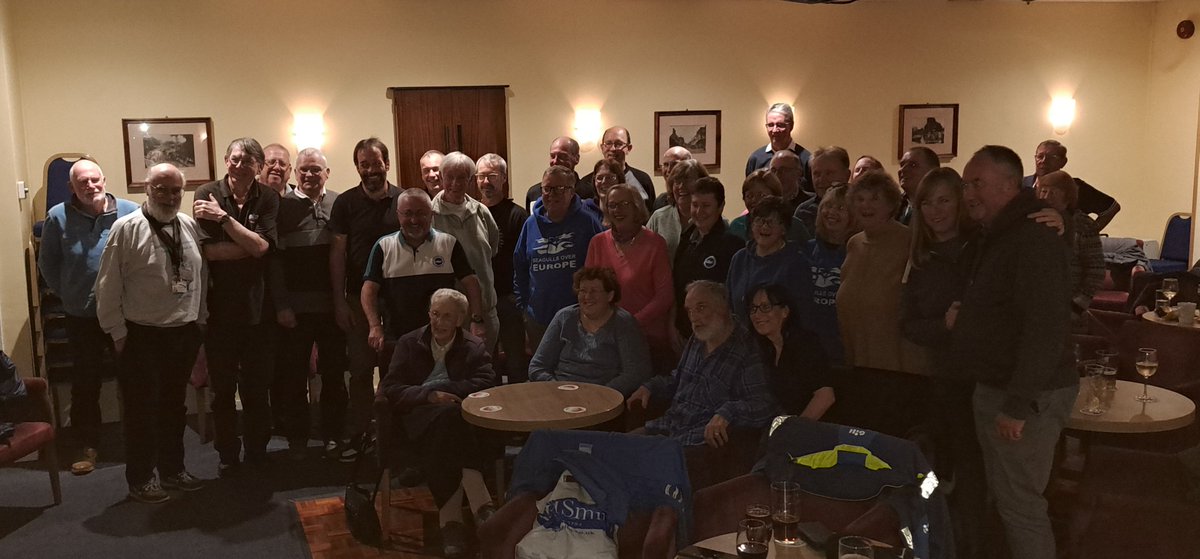BHASC1's tweet photo. Thank you @I_CALDERON_14 for coming to meet #BHASC in #BurgessHill
We're so pleased to have you back at @OfficialBHAFC https://t.co/7fzc418xJY