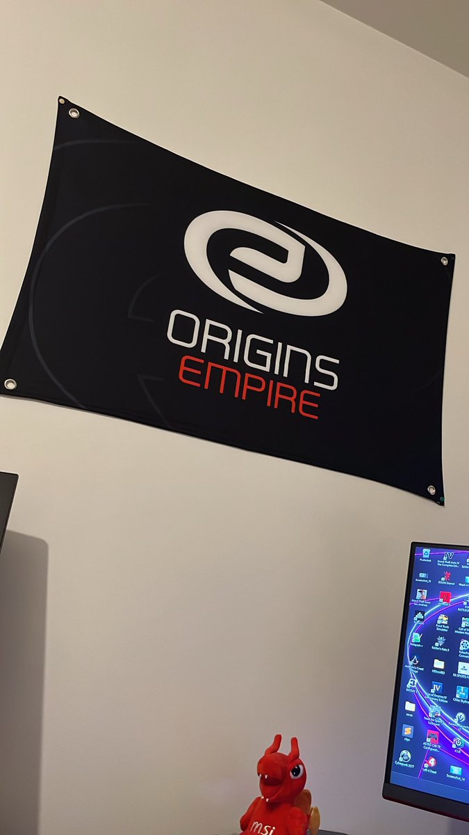 KRAKEN_Visuals's tweet photo. Upgraded my gaming setup 🤭 @ARMAgg @TheOriginsEmp https://t.co/8MEYan5n2V