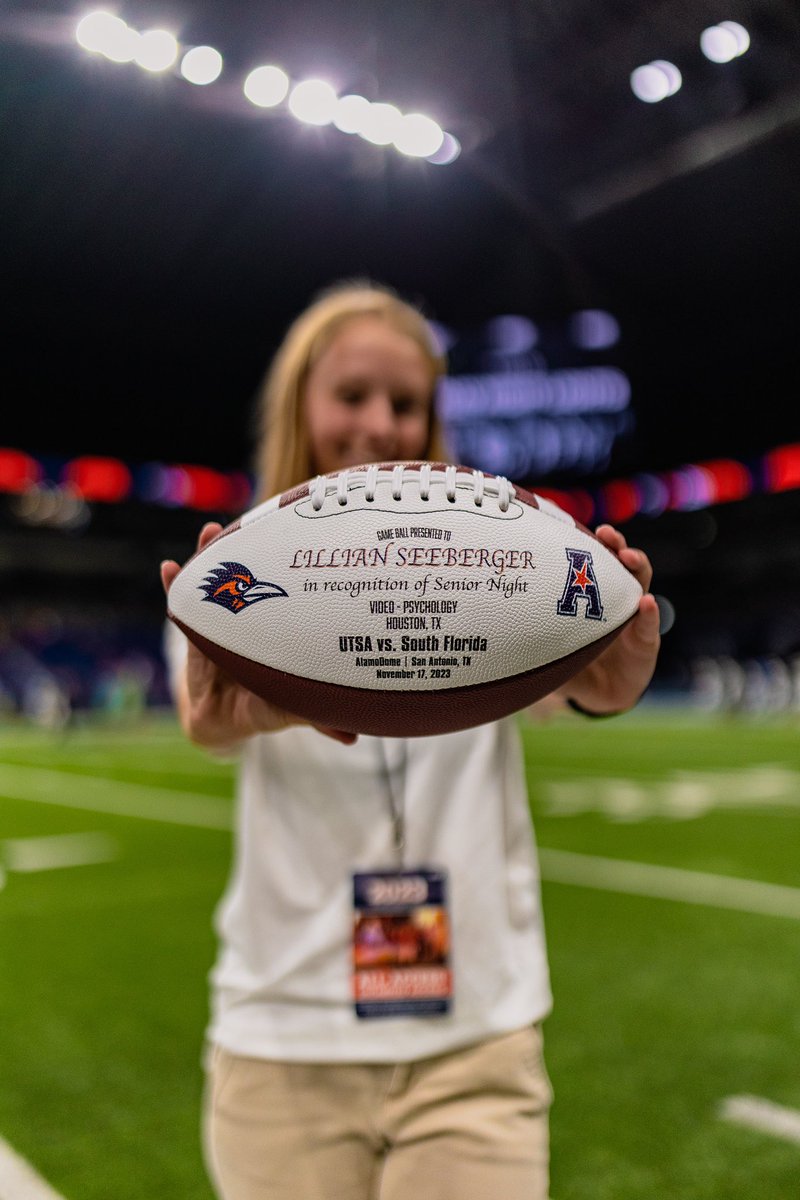 lillyseeberger's tweet photo. Coming to an end soon. Thank you @UTSAFTBL for all the amazing experiences! https://t.co/FTlv0Tcgg7