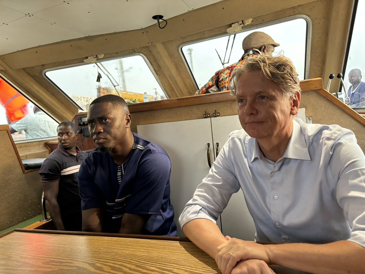 Célébration de la journée mondiale de la pêche à Cacine en Présence du Premier Ministre, du Ministre de la pêche et du Ministre des Travaux publics de l’habitat et de l’urbanisme. Occasion pour l’équipe gouvernementale d’inaugurer le Centre de pêche de Cacine financé par le Japon