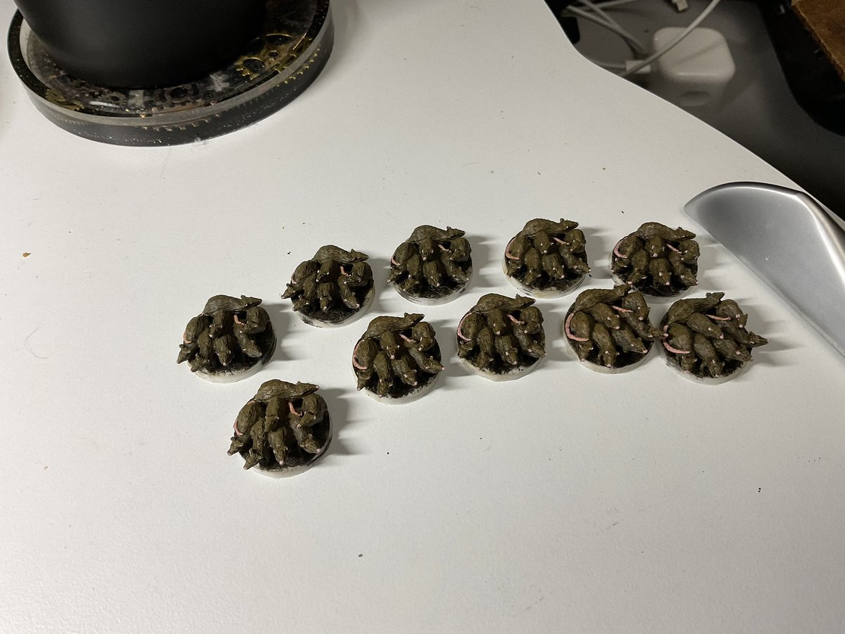 wargamesodyssey's tweet photo. Painted a few 3D printed (on an FDM printer) rats for my #AdvancedHeroquest project. Hopefully they’ll be nibbling on an unsuspecting hero soon… https://t.co/yYns6bZj09