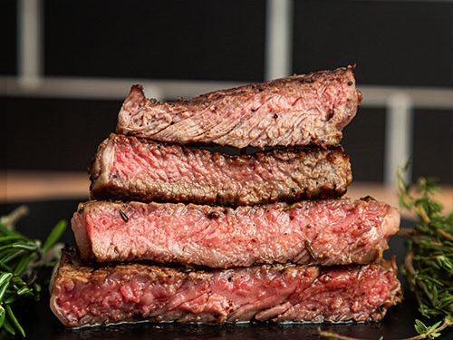 I ❤️ meat ! #steak #steaklife #mediumrare
