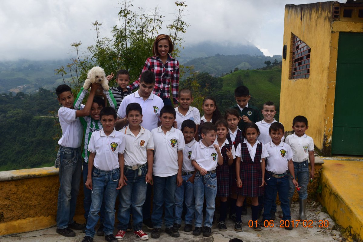 This Christmas, join us in bringing joy to the children of coffee farmers in Colombia. We're raising funds to gift 30 kids with Christmas presents and a meal. Every donation counts! Let's create a memorable holiday! #SpreadJoy #ChristmasCheer

buff.ly/40Uci18