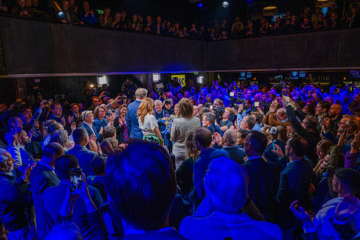 Heel veel dank voor het grote vertrouwen in <a href="/NwSocContract/">Nieuw Sociaal Contract</a> dat ons vandaag gegeven is
Kiezers bedankt!