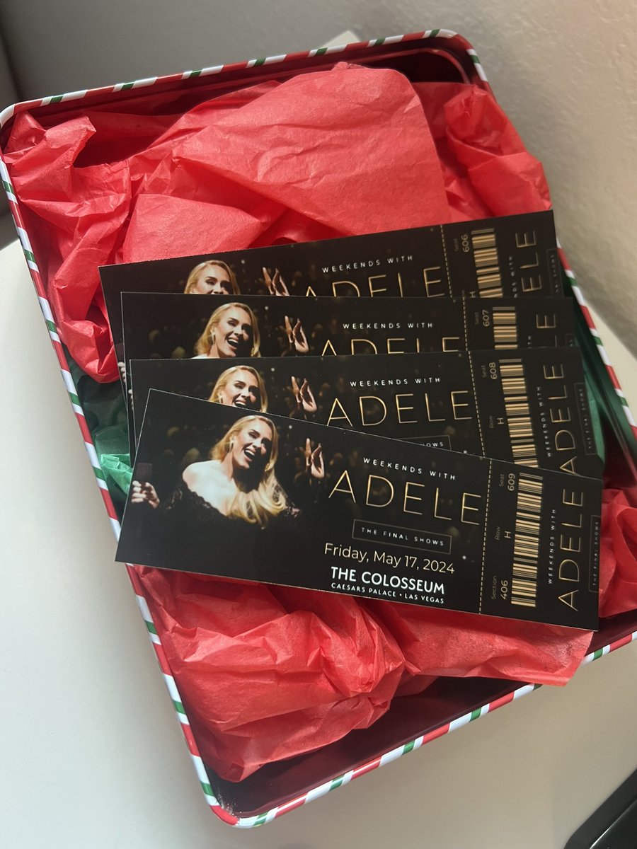 adelllylove's tweet image. I know it’s still early but I’m surprising my sisters with Adele tickets for Christmas! I’m so excited I have to wrap them up before they see them❤️✨ @Adele @AdeleAccess
