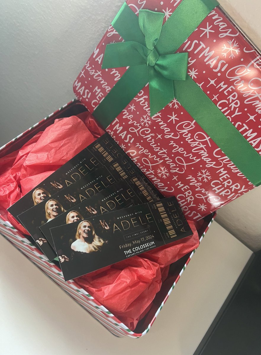 adelllylove's tweet image. I know it’s still early but I’m surprising my sisters with Adele tickets for Christmas! I’m so excited I have to wrap them up before they see them❤️✨ @Adele @AdeleAccess