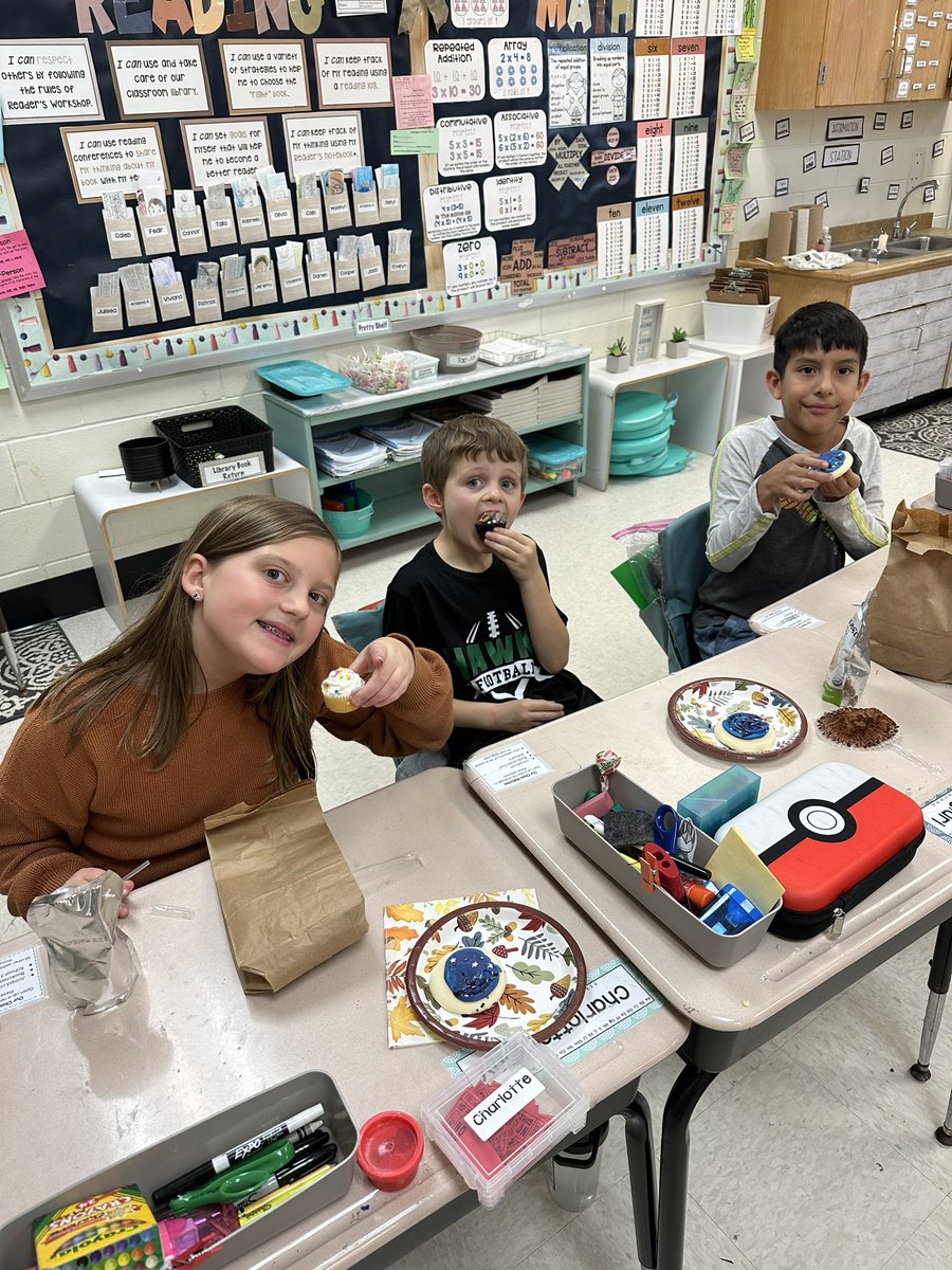 Anastasia Petridis tweet media