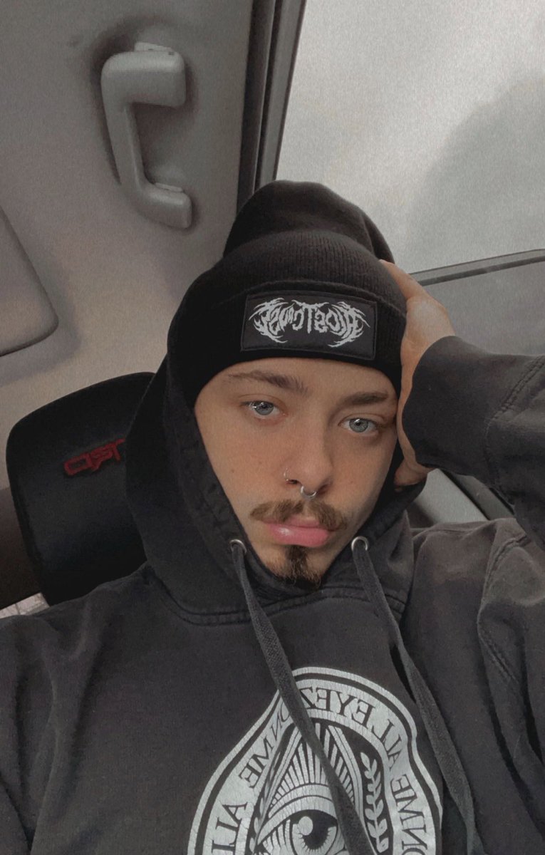 J1R4CH1's tweet photo. it’s been a while since i posted myself so here’s my face ⋆｡☁︎ ˚｡⋆ https://t.co/lhJJumqbuj