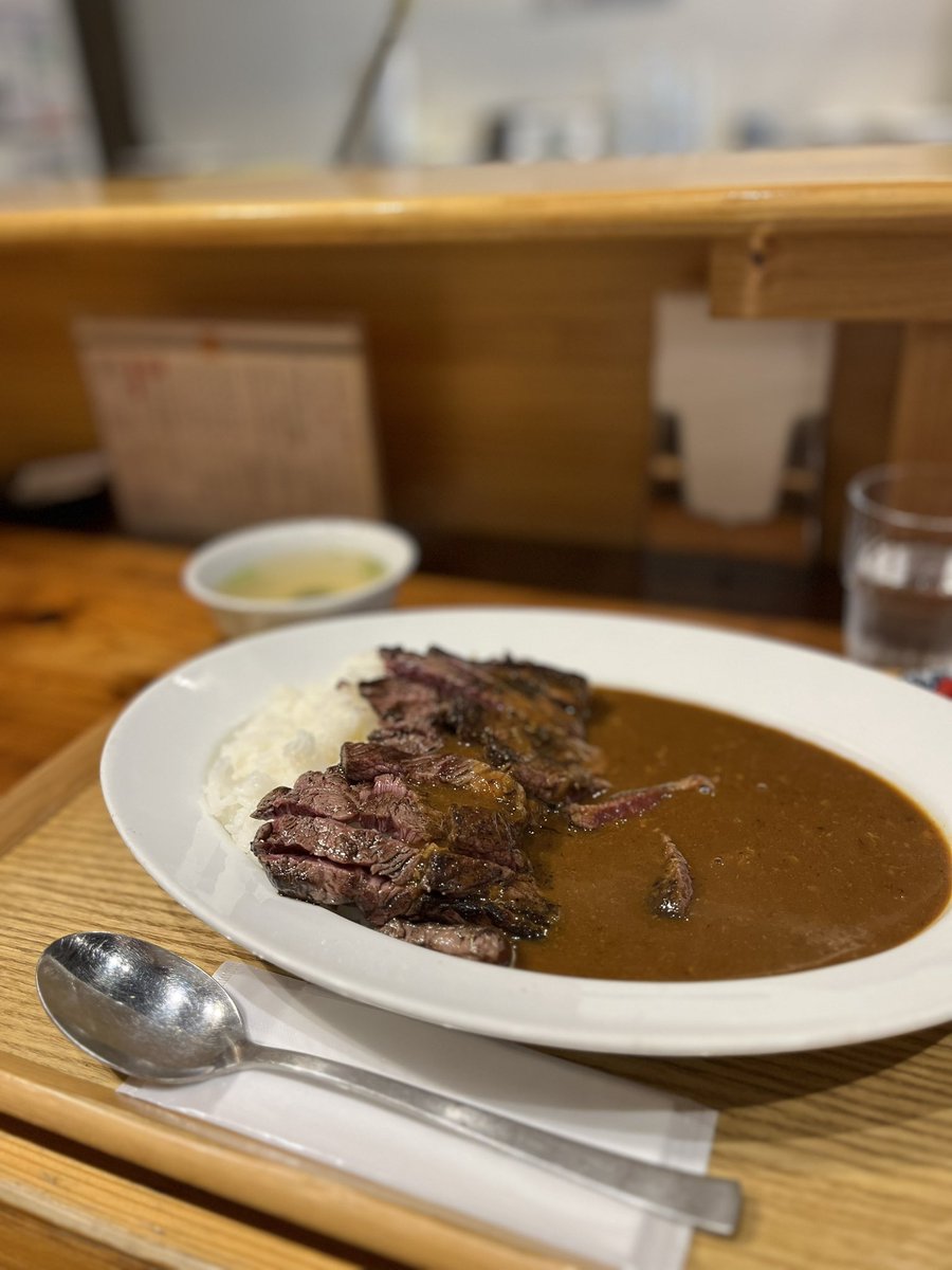 arfbdman's tweet photo. Soo sexy!! 🍛🥩 
#nikuzaemon #肉座右衛門 https://t.co/w7wifUS75h