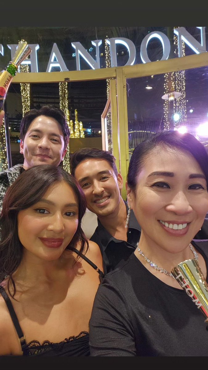 x01_mer's tweet image. At last night’s Moet Event #nadinelustre #MoetMoment 📷annettegozonvaldes (11/22/2023)