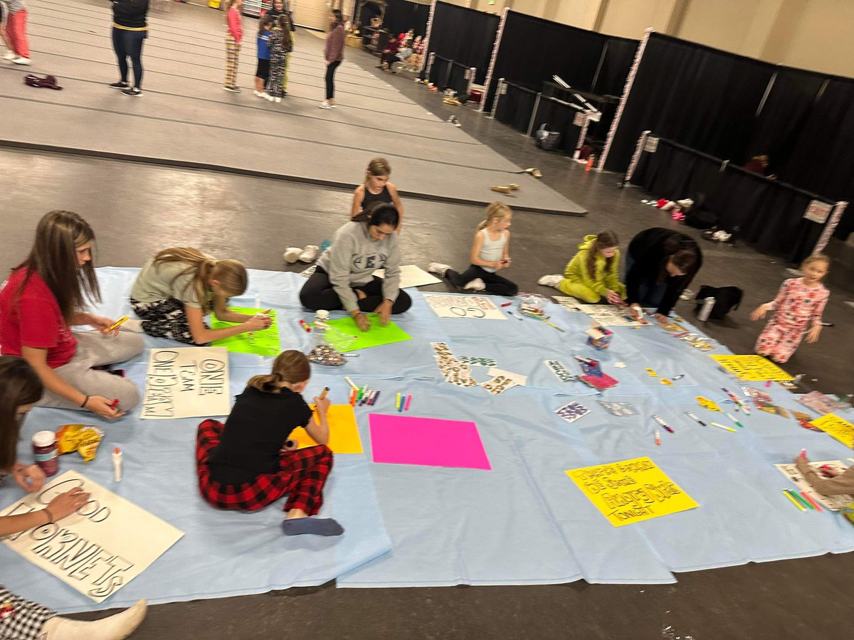 Jr. Hornets Football and Cheer tweet media