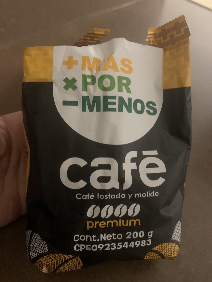 De todos los cafe que cada uno es peor que el otro, pues esto me dejo impactada. Este cafe es el mejor que he probado en Vzla. Es como la marca del mismo supermercado. Antiguo Central Madeirense. Margarita.