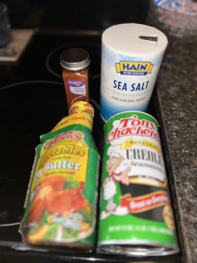 Biz__9's tweet photo. Bout time to inject these bad boys and let em sit overnight ๐ฎโ๐จ๐ฅ
Fried Cajun Turkey Wings ๐จ๐พโ๐ณ๐ฅ https://t.co/ych87sOXWi