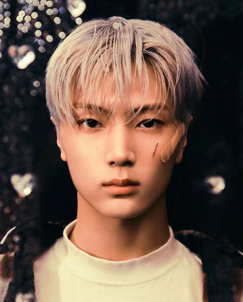 rockchicqt's tweet photo. Jay now has his first KOMCA (Korea Music Copyright Association) credit as a lyricist for ENHYPEN's ORANGE BLOOD title track ‘Sweet Venom’ 🍊

#SweetVenom #ORANGEBLOOD #ENHYPEN_JAY #엔하이픈_제이 #제이 #ジェイ https://t.co/zqb7ASAIgB