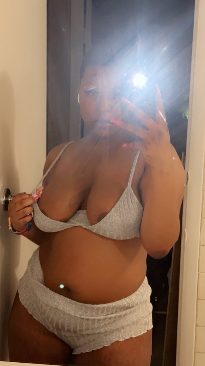 AutomaticQueen's tweet image. been that , been bad ✔️💲🖤