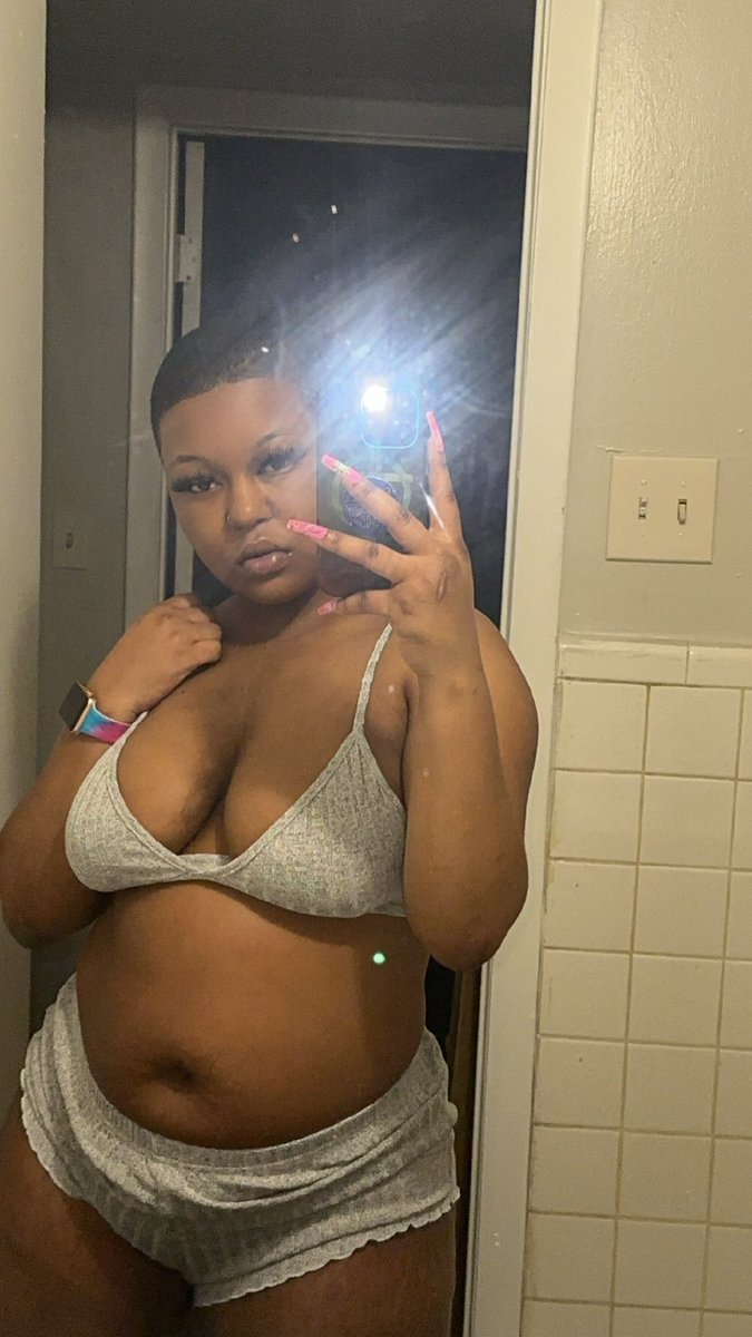 AutomaticQueen's tweet image. been that , been bad ✔️💲🖤