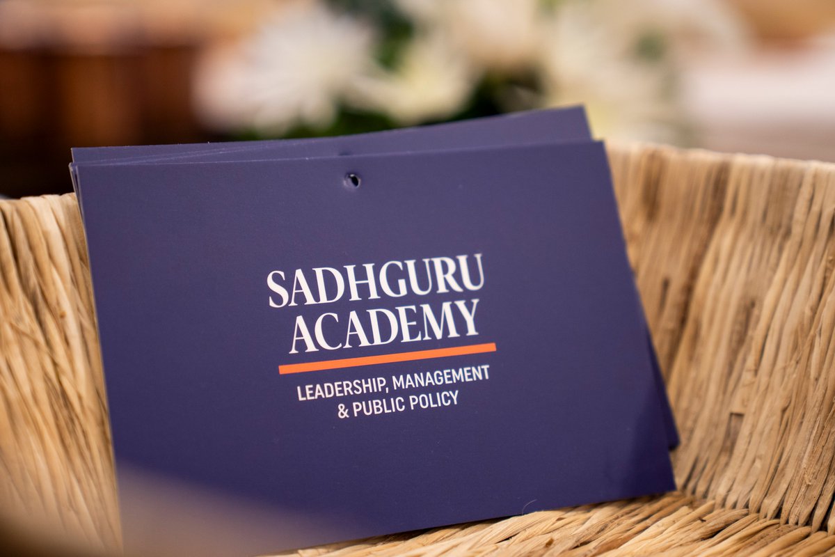 Sadhguru Academy tweet media