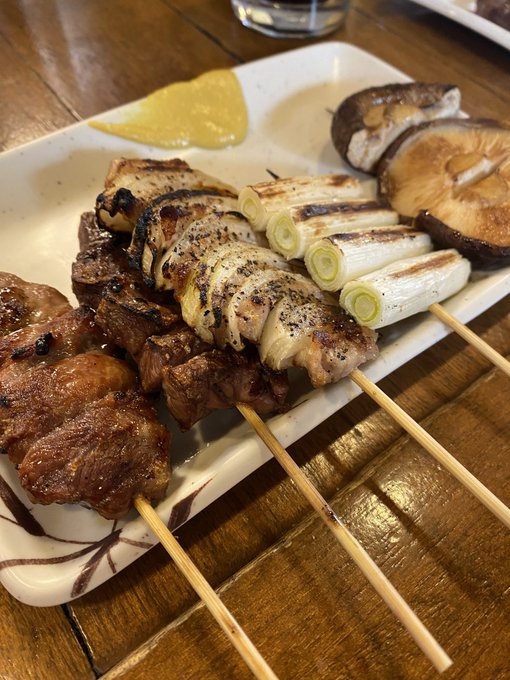 おはようございます♪ 昨日はひと足早い忘年会でした。 https://t.co/ASfUkJ3Gmu