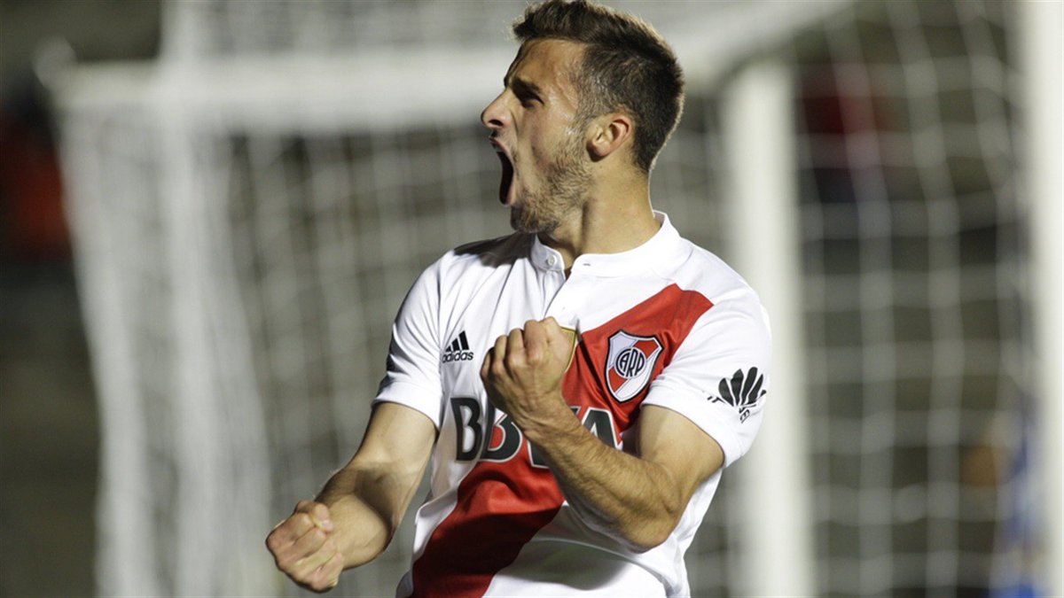 Termontiel_'s tweet photo. Vino por 100 mil dolares ✅
La rompió 6 meses ✅
Se hizo hincha de River ✅ 
Mejor negocio de la era Donofrio ✅
Se pagó un Charter para ir a ver la final de Madrid ✅

Decayó su carrera y encontro su única misión:

Destruir a Boca desde adentro ✅

GRACIAS ETERNAS SARACCHI https://t.co/CjtRTU5hvG