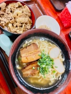 prokakuking's tweet photo. #望月ススム 選手コラム「カキコヨコスカ」 
『望月イタム。』が更新されました!

今週は沖縄からの連戦💪🏾
久々の地味コスに身を包んでチキチキBen-Kと箕浦と対戦中にアクシデントが🥶🥶💦

皆様からのアクセスをお待ちしております!           
🫱🏽https://t.co/Qpi6wf9lLD

#DRAGONGATE https://t.co/OL5KAN4Bu8