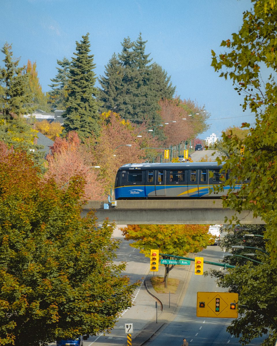 TransLink's tweet photo. 📍 Where am I?
#mytranslink #translink #railfan #busfan #metrovancouver #transitphotography https://t.co/z0eAxEC6J5