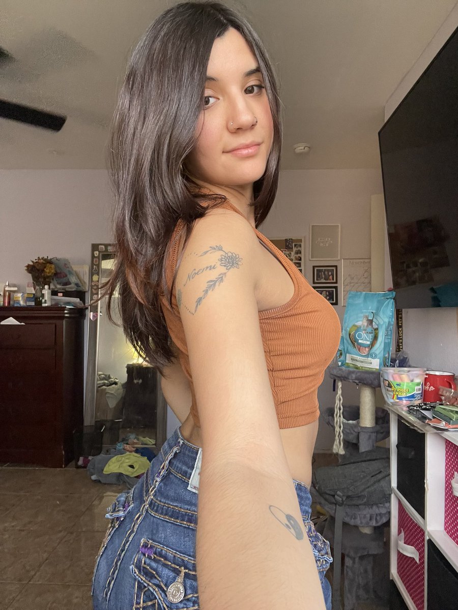 chuntilicious69's tweet photo. https://t.co/gAWFbSaFK1