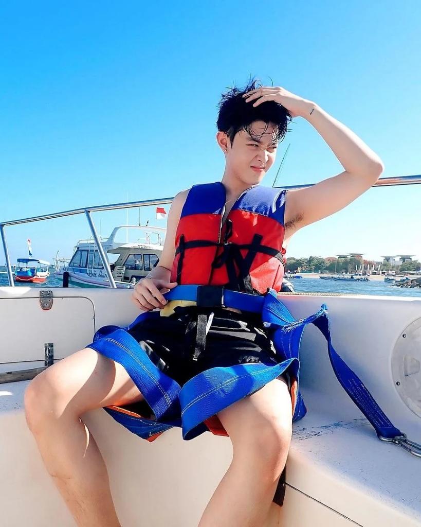 wayah2000's tweet photo. Prince Gabriel https://t.co/rvXgXe3RWZ