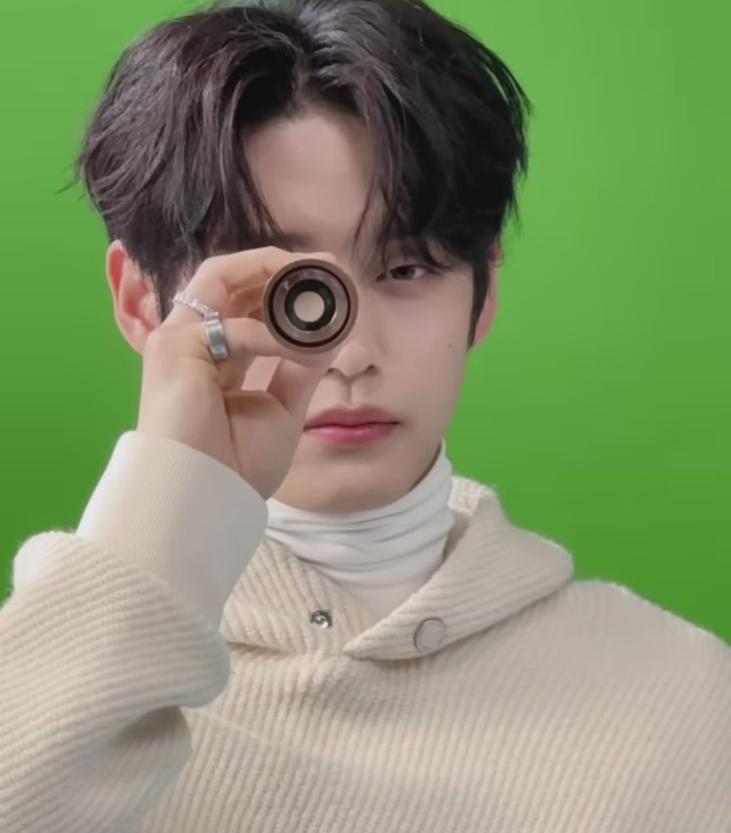 NotYourKJW's tweet photo. ≽^•⩊•^≼ ♡
  ━O━O━━━━━
      <📸> 231111 zb1official instagram update by 🐈‍⬛

#ZEROBASEONE #ZB1 #제로베이스원 #MELTINGPOINT  #가시 #KIMJIWOONG https://t.co/SETEwZIJBi