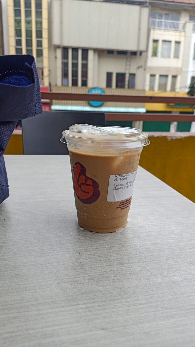 Kopi 9ribuan ini sangat membantu budak korporat yang suka ngantukan seperti aku